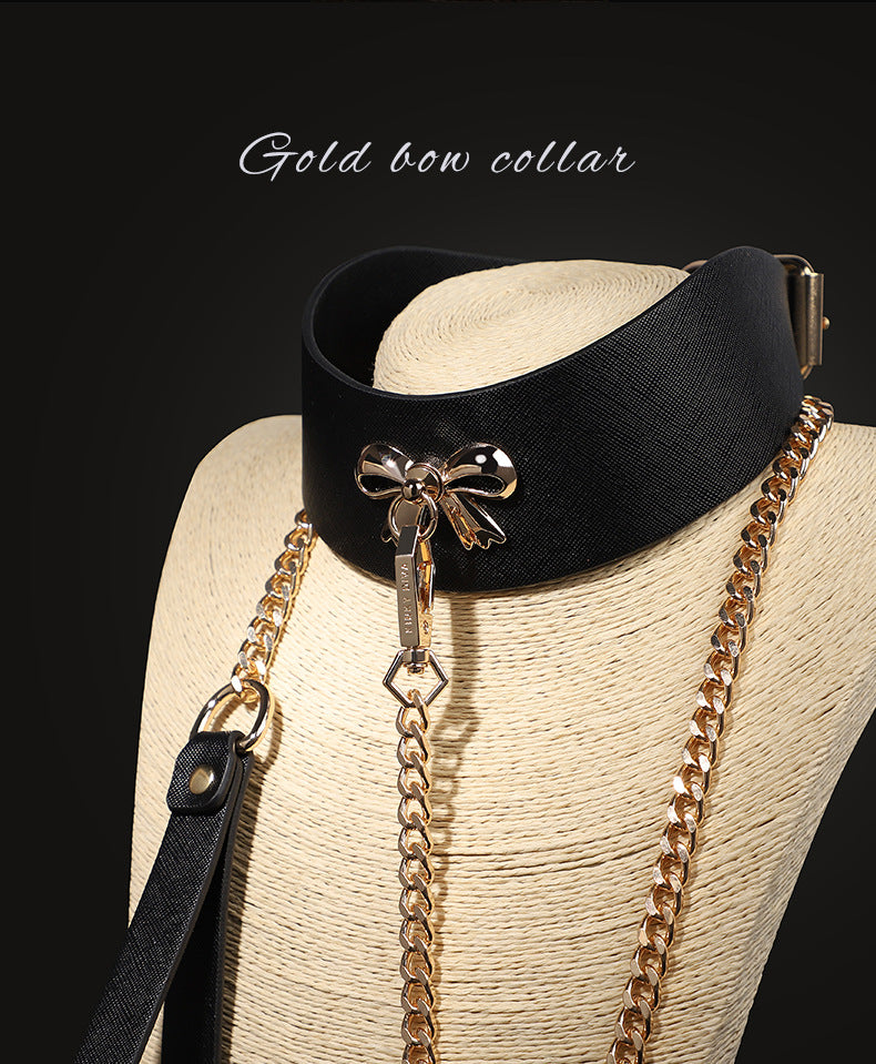 Collar Bow tie traction collar